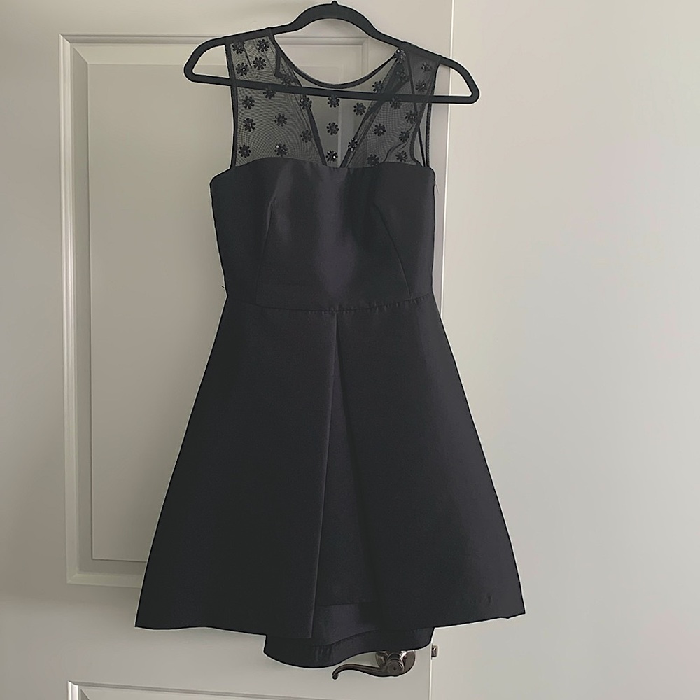 Cynthia rowley size 4 ( high low style)